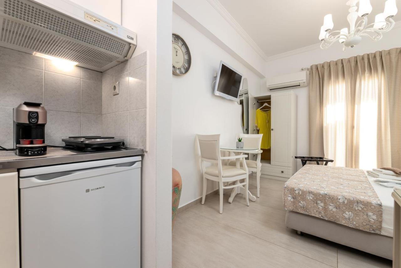 Panos Luxury Studios Páros 외부 사진